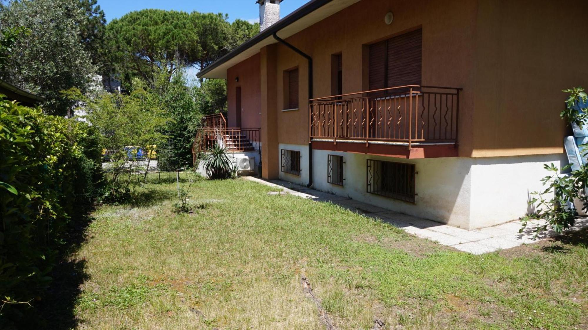 Villa Luisa Lignano Sabbiadoro Exterior photo